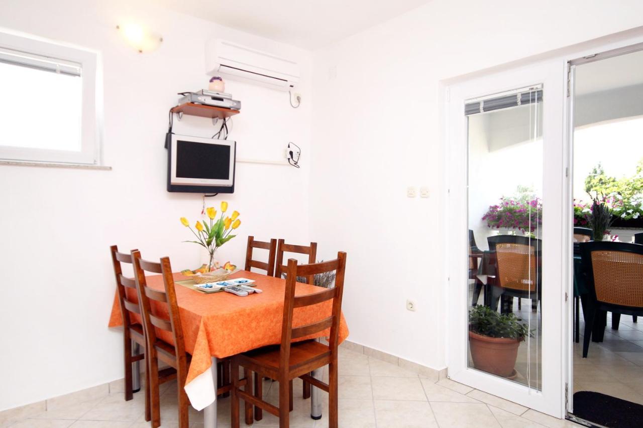 Apartments With A Parking Space Seline, Paklenica - 6603 Стариград-Паклениця Екстер'єр фото
