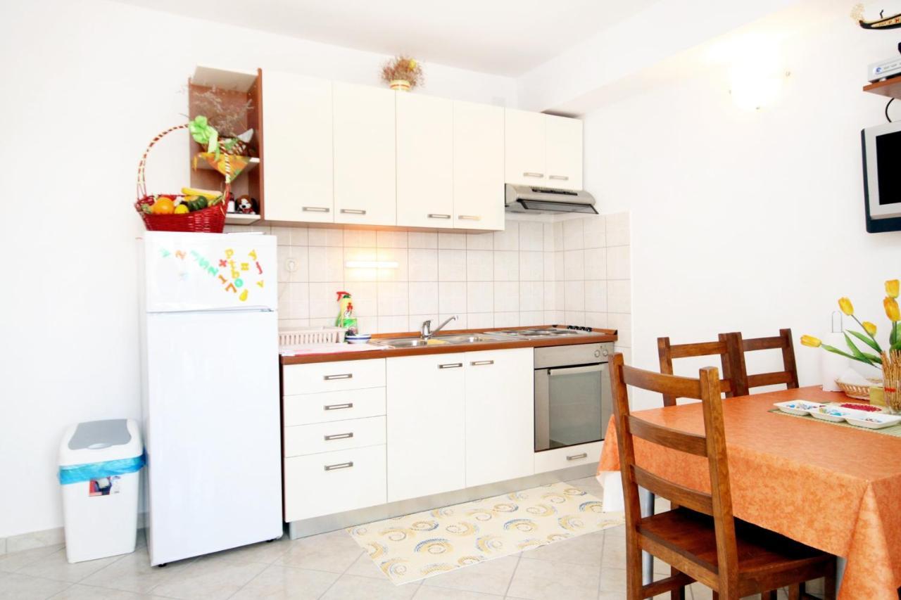 Apartments With A Parking Space Seline, Paklenica - 6603 Стариград-Паклениця Екстер'єр фото